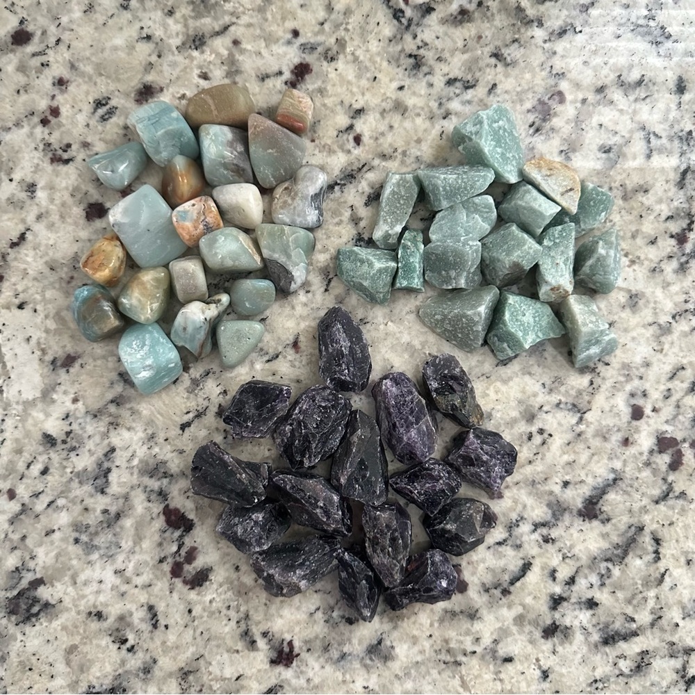 2lb of Crystals: Amethyst, Green Aventurine, Amazonite